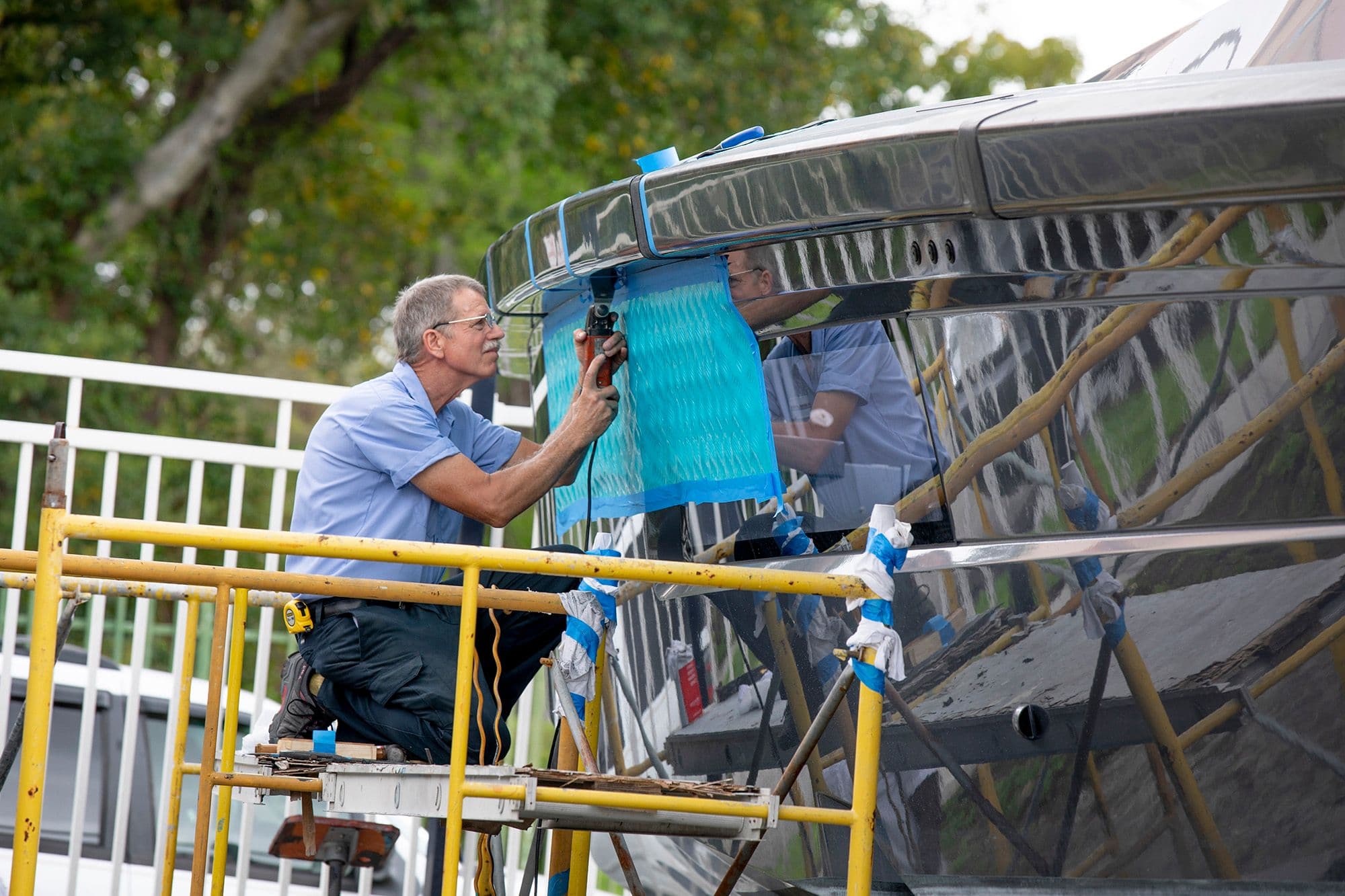 How-to-Repair-a-Hole-in-a-Fiberglass-Boat